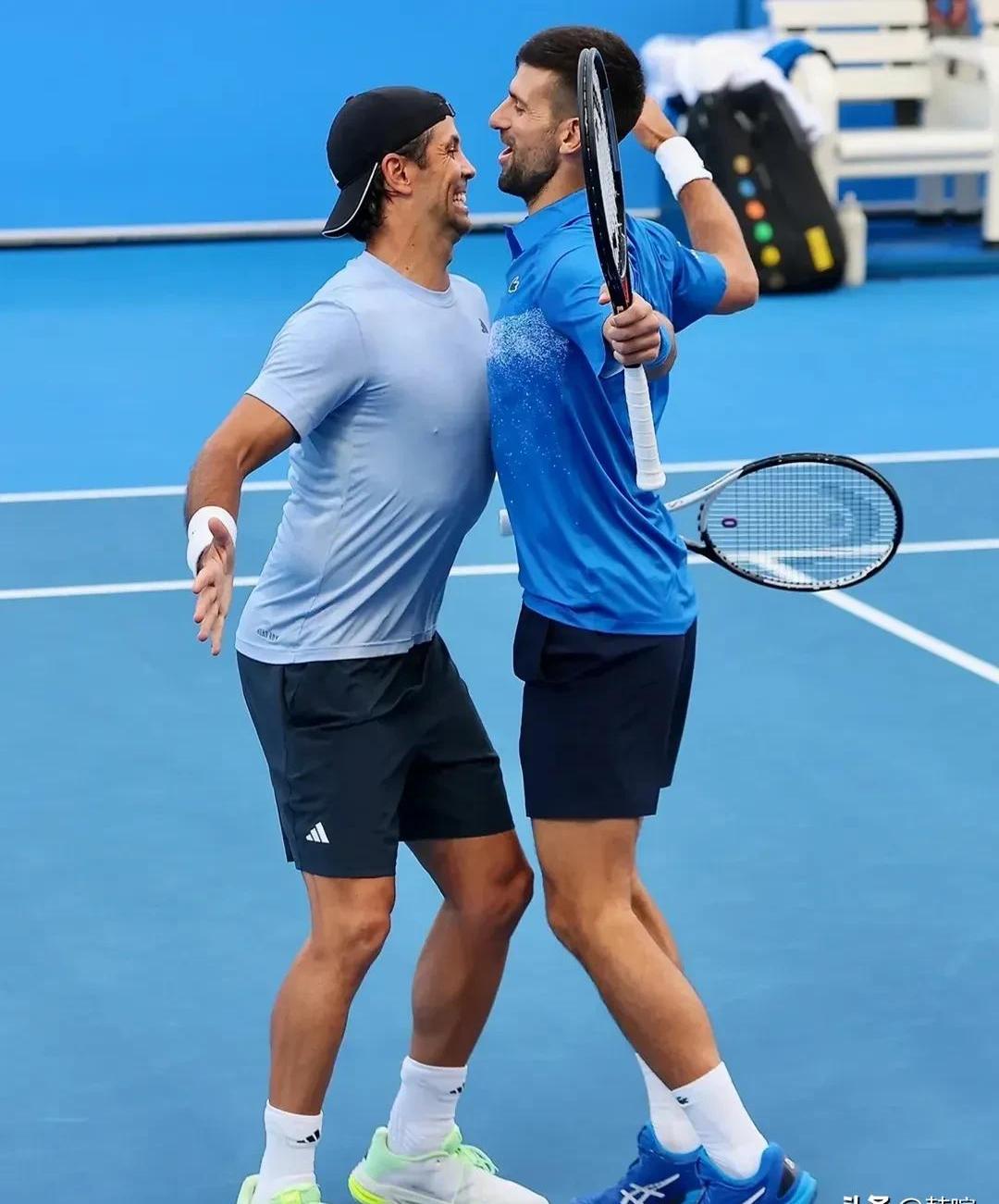 世界网球队鏖战日本网球队,德约科维奇关键制胜的简单介绍 世界网球队鏖战日本网球队,德约科维奇关键制胜的简单介绍