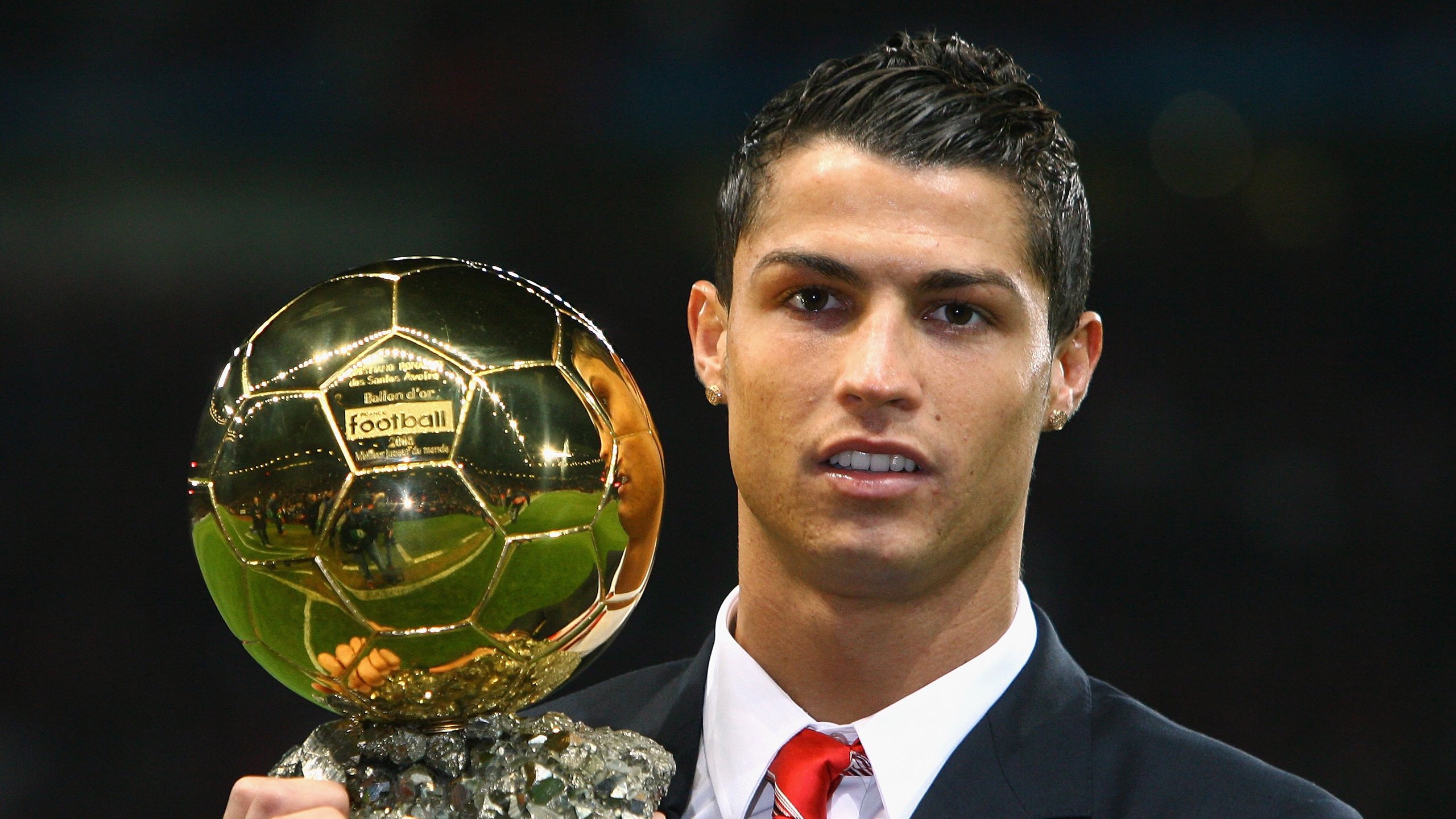 爱游戏在线-红牛二队绝杀法拉利，塞恩斯的制胜一刀，如何切割了F1的旧秩序