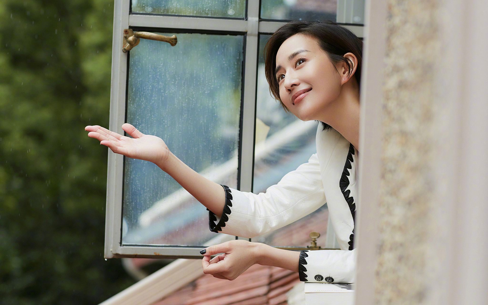 当极致个人遇到极致团队，莫兰特空砍44分背后的篮球哲学