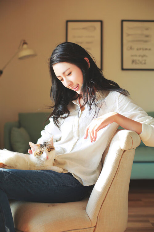 爱游戏APP-剑锋所指，悬念尽碎！伦纳德化身关键先生，浙江队掀翻十冠王广东