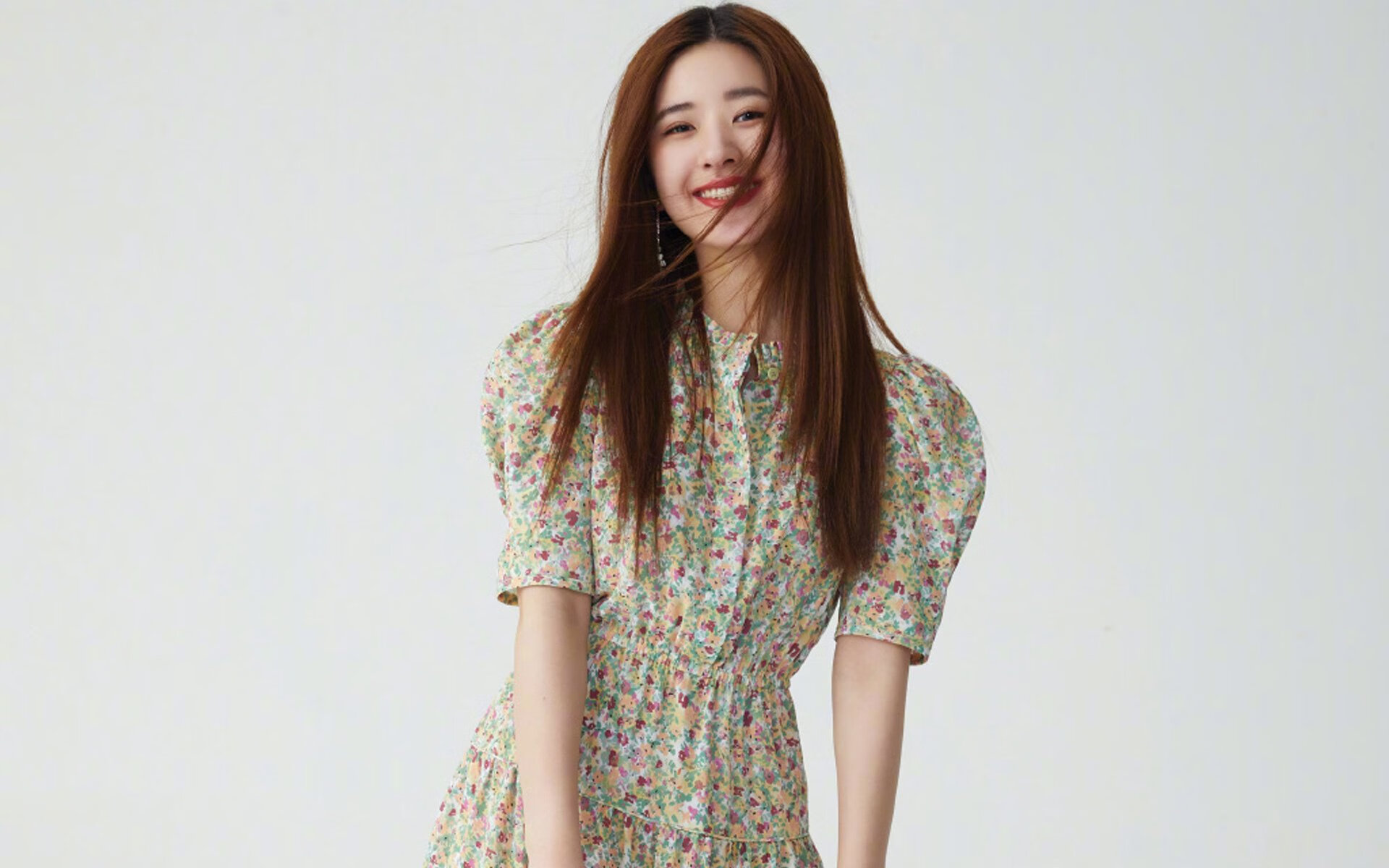 当密尔沃基的雄鹿披上红色战袍,字母哥风城首演征服国王