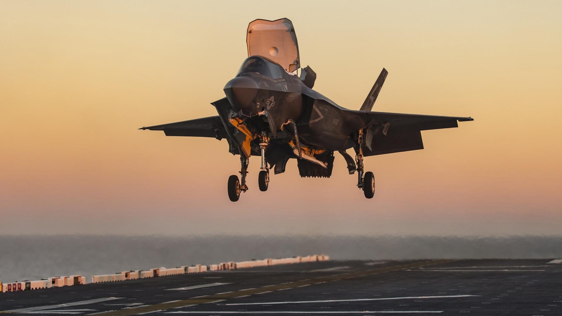 团队铁蹄与个人权杖,现代足球的两种征服叙事