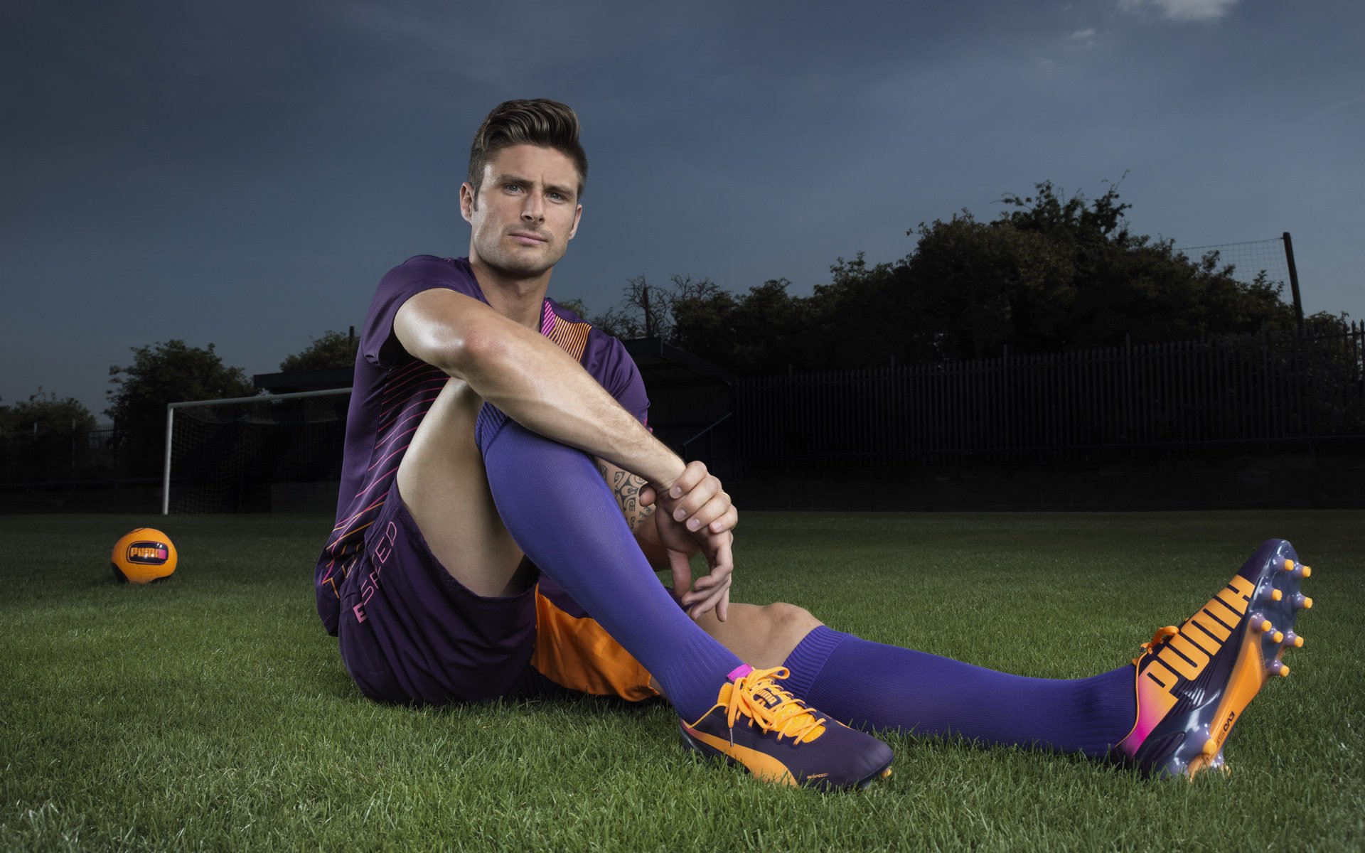 新王登基!哈利伯顿用魔法般掌控力,让国王与鹈鹕之战早早沦为独角戏