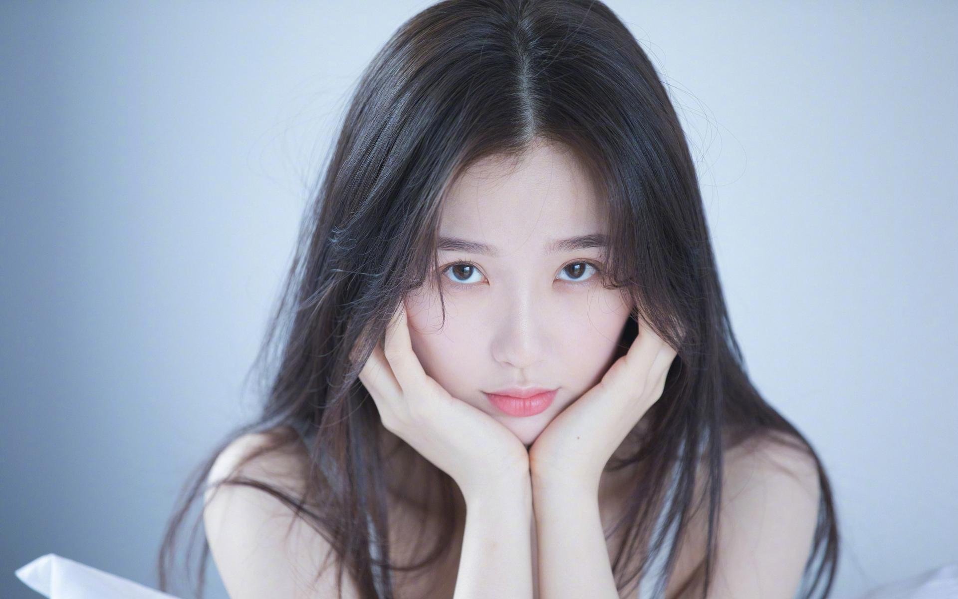 旧王失序，新神临世，玻利维亚的冷夜与三笘薰的火光