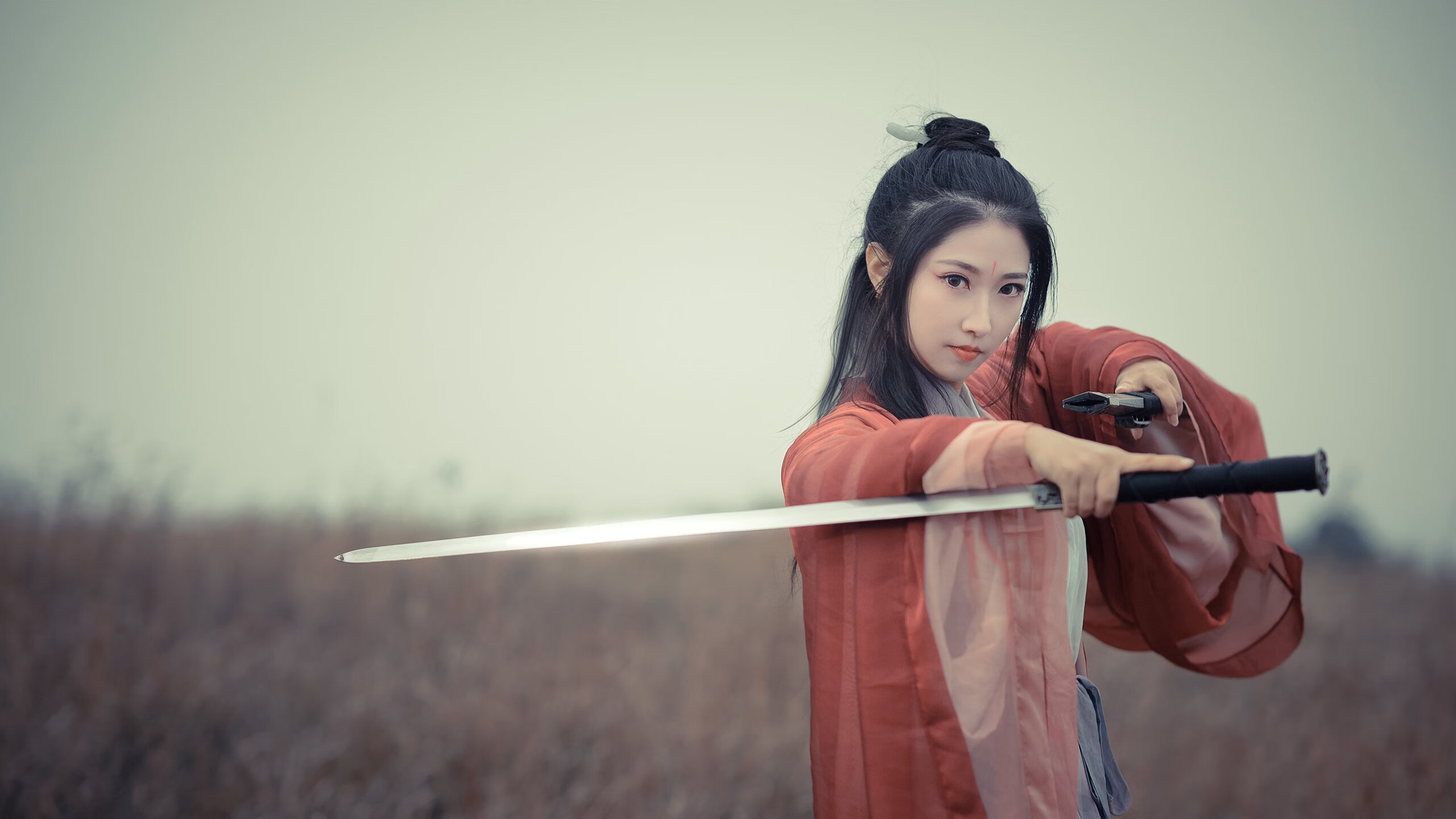 金玟哉，在威尔士洪流中，他是唯一不倒的旗帜