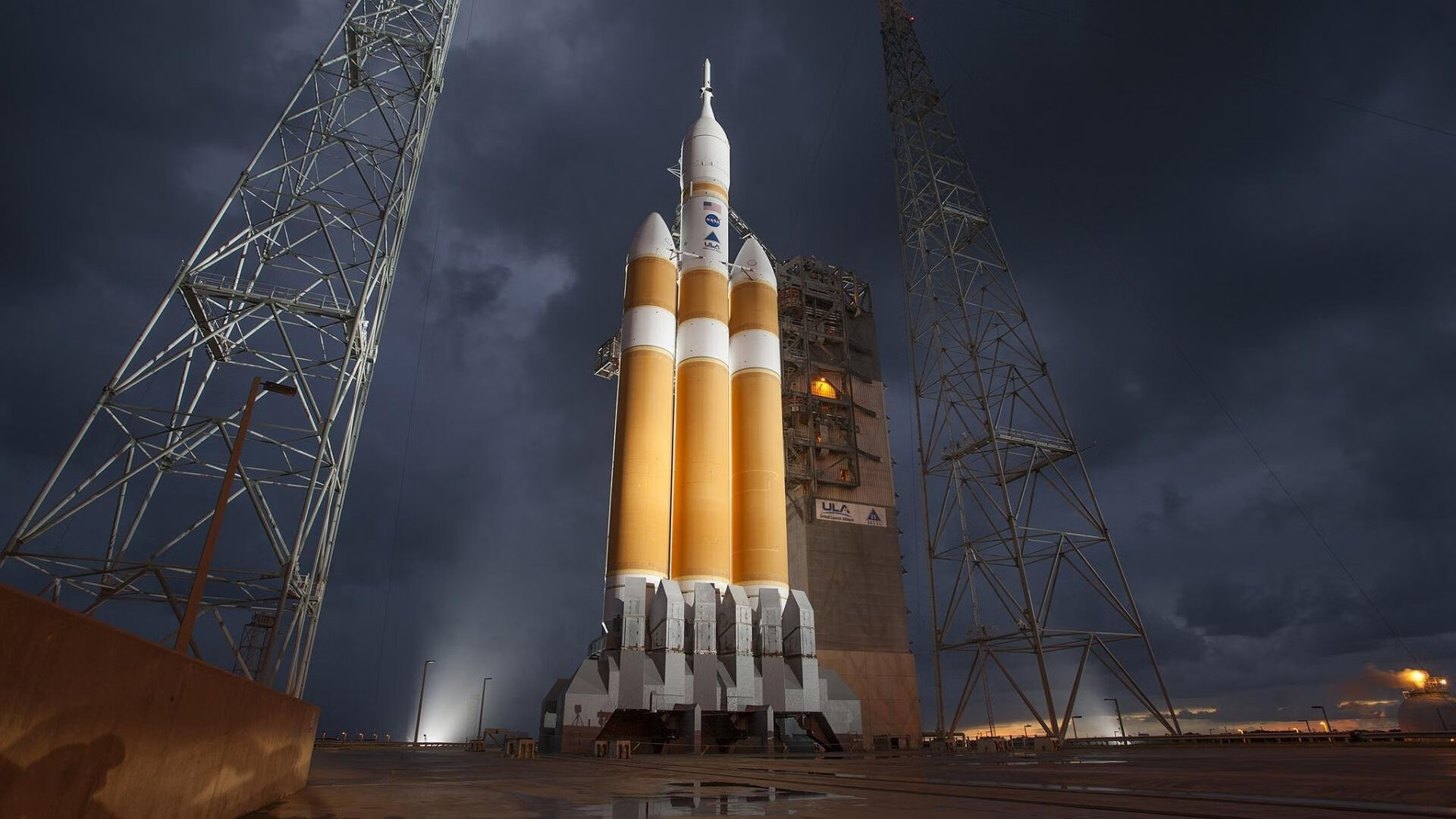 火箭双线冲击，F1银石决战与CBA速攻风暴