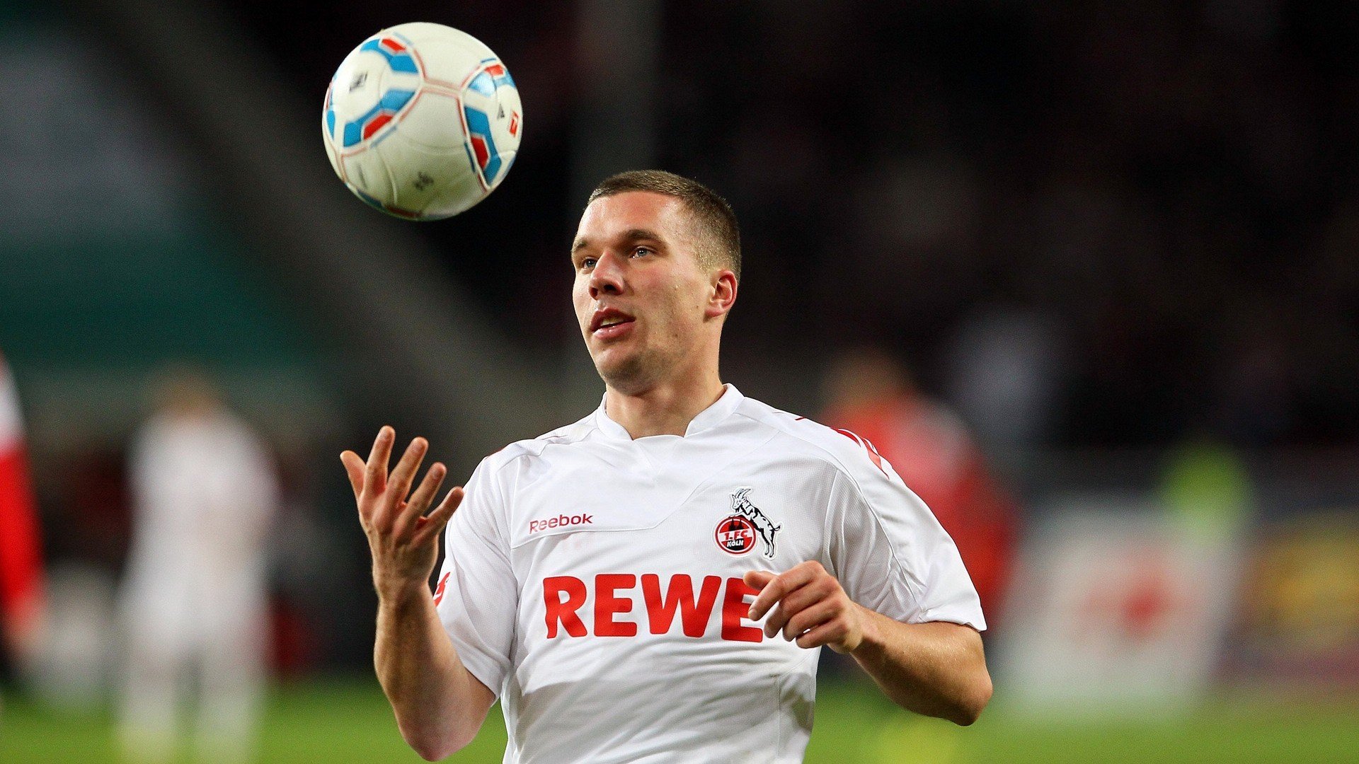 跨界奇迹，伊朗淘汰赛力克切尔西，凯恩关键先生铸就历史