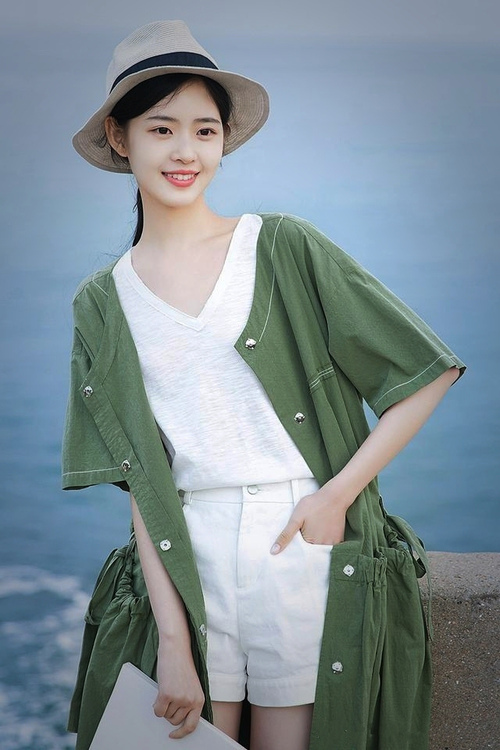 梅开二度，当伯纳乌的贝林与冰沙王中心的胖虎同时主宰赛场